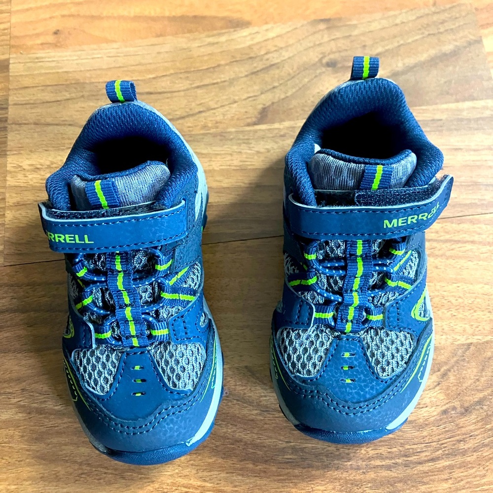NWOT Merrell toddler boys 6.5W sneakers